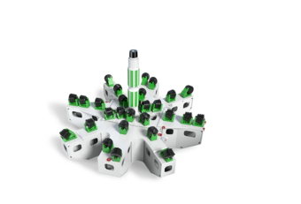 3D-иллюстрация головки расширительного сверла в белом, черном и зеленом цветах